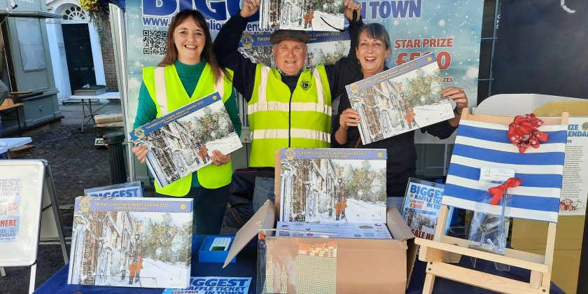 President Mandy launches Advent Calendar 2022