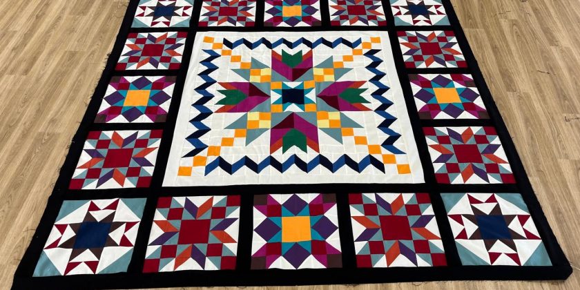 5349 – Castle Quilters & Farnham Quilters, United Quilters – Handmade Quilt